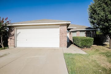 2705 Wildridge Ct Fort Worth, TX 76108